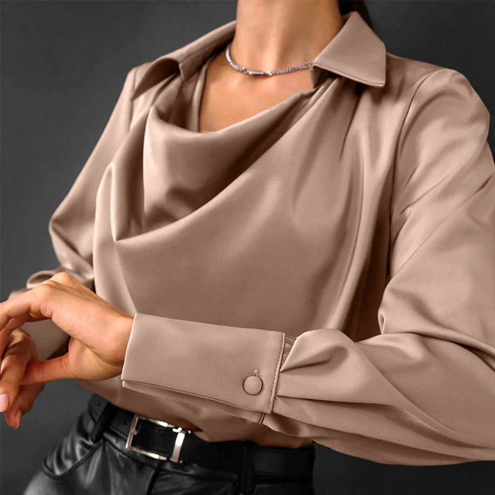 Séraphine™ | Blouse Satinée à Décolleté en V