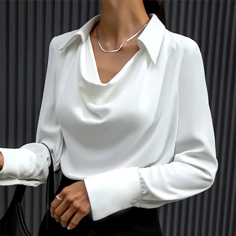 Séraphine™ | Blouse Satinée à Décolleté en V